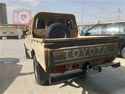 Toyota Land Cruiser 70 Pickup